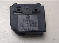 3B0959855B Кнопка стеклоподъемника (блок кнопок) Volkswagen Golf 4 1997-2005 8995978 #2