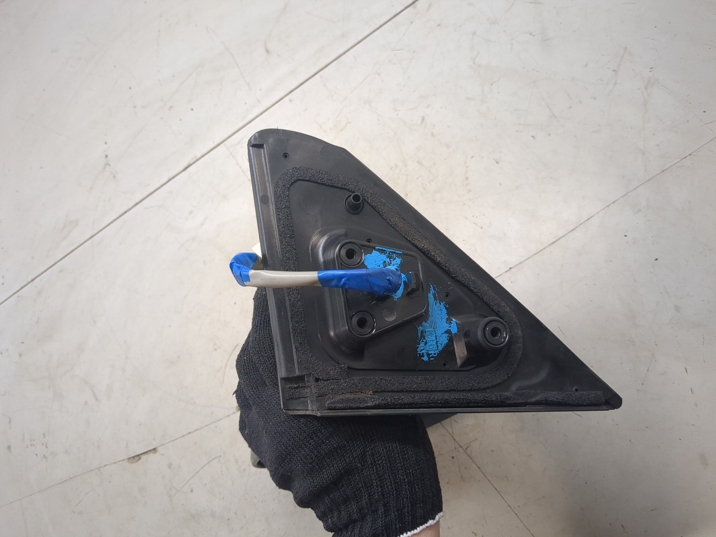 Зеркало правое электрическое