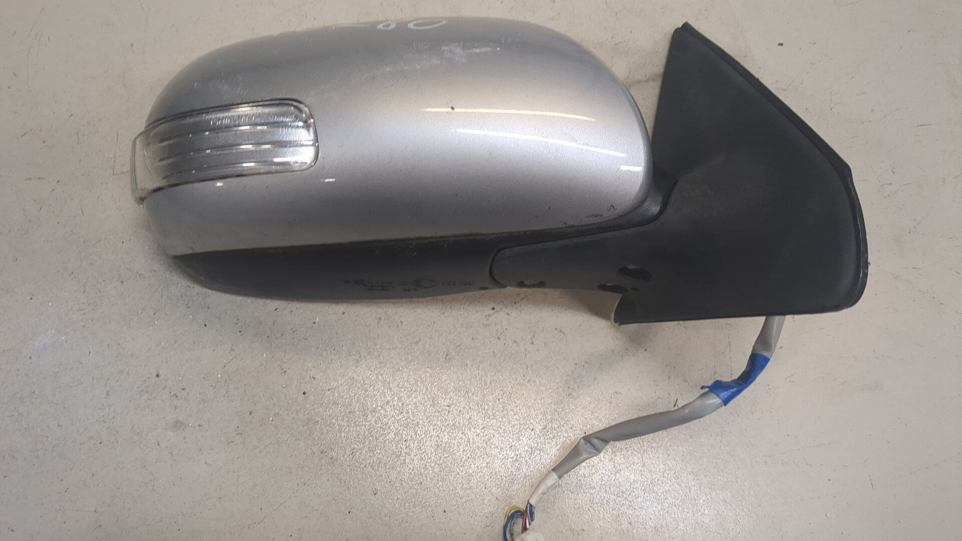 Зеркало правое электрическое