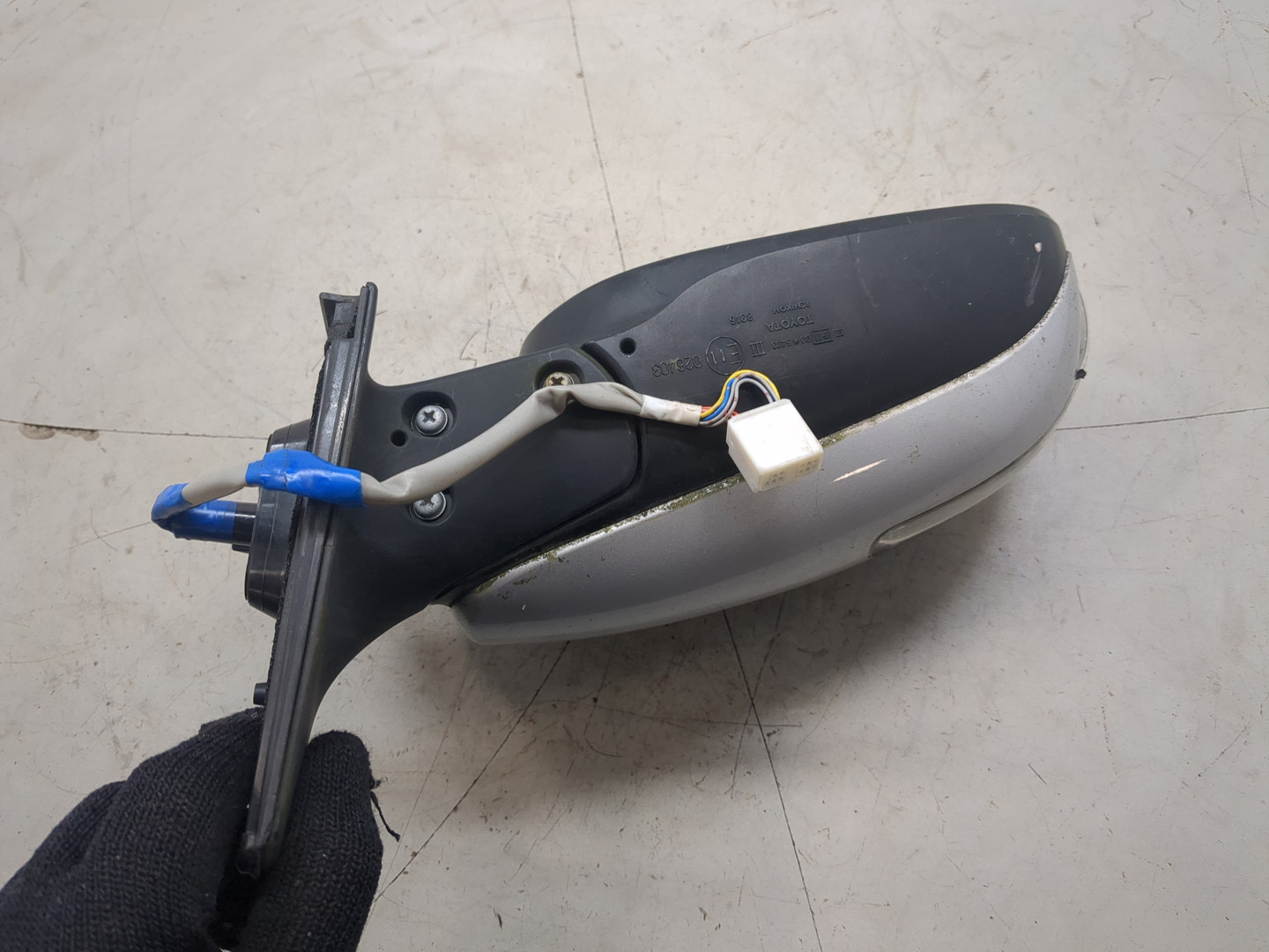 Зеркало правое электрическое