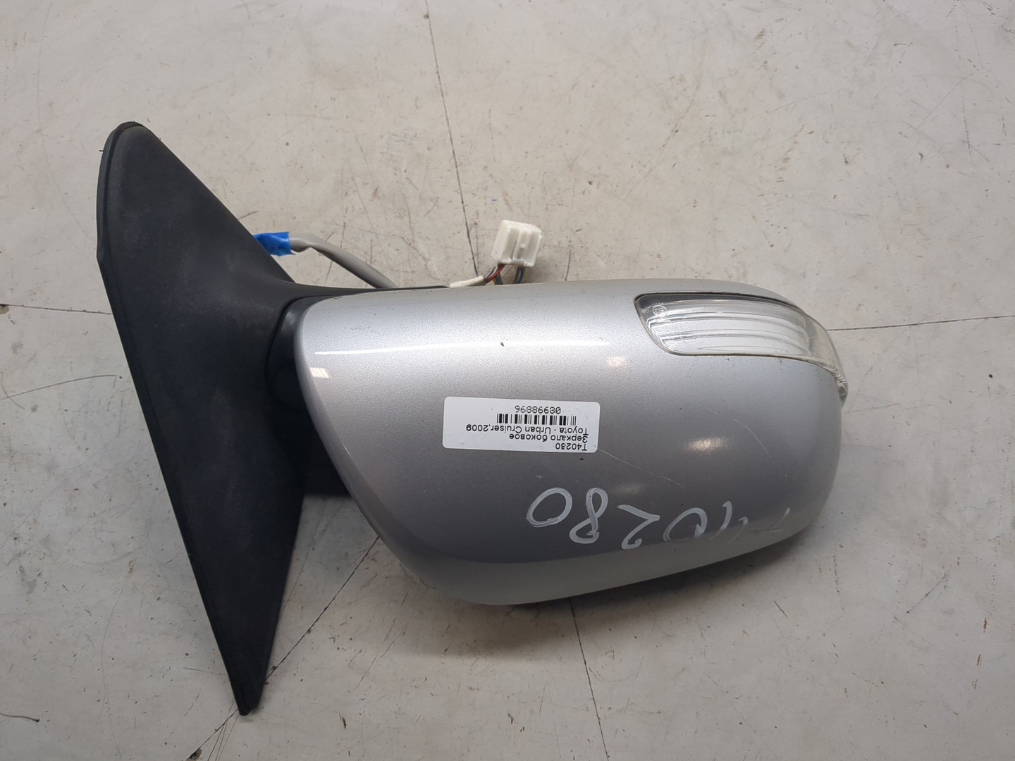 Зеркало правое электрическое