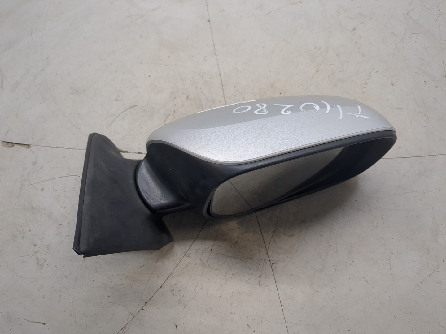 Зеркало правое электрическое