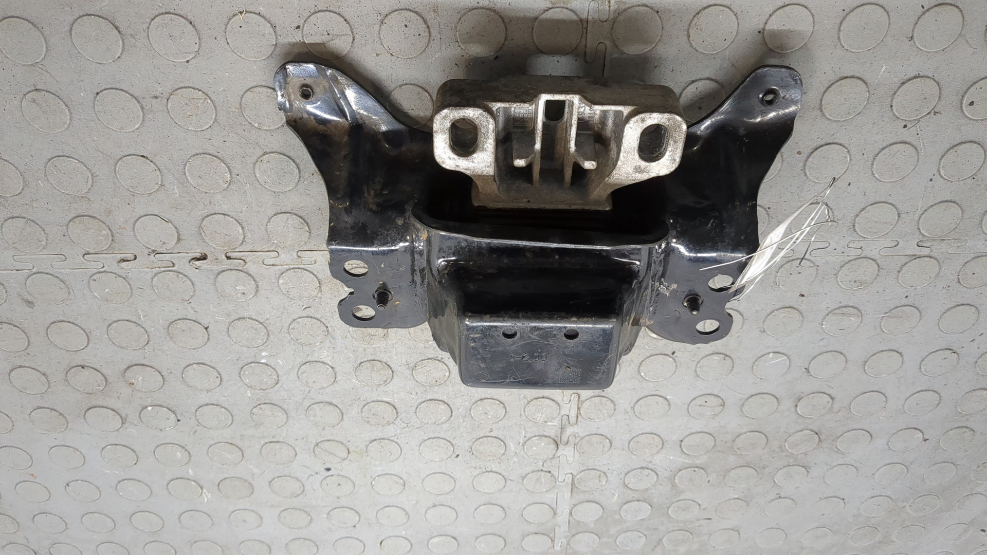 Опора двигателя