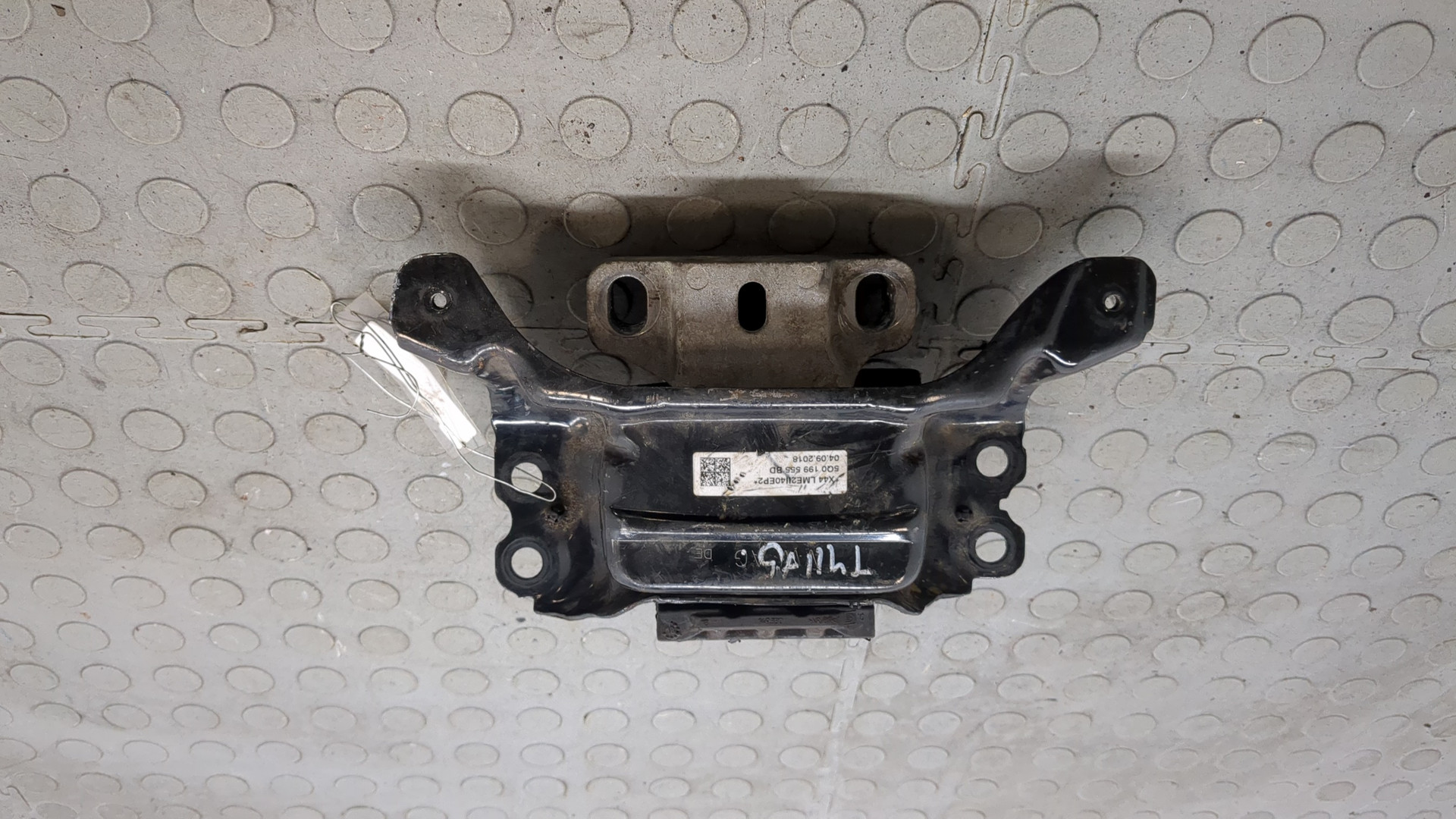 Опора двигателя