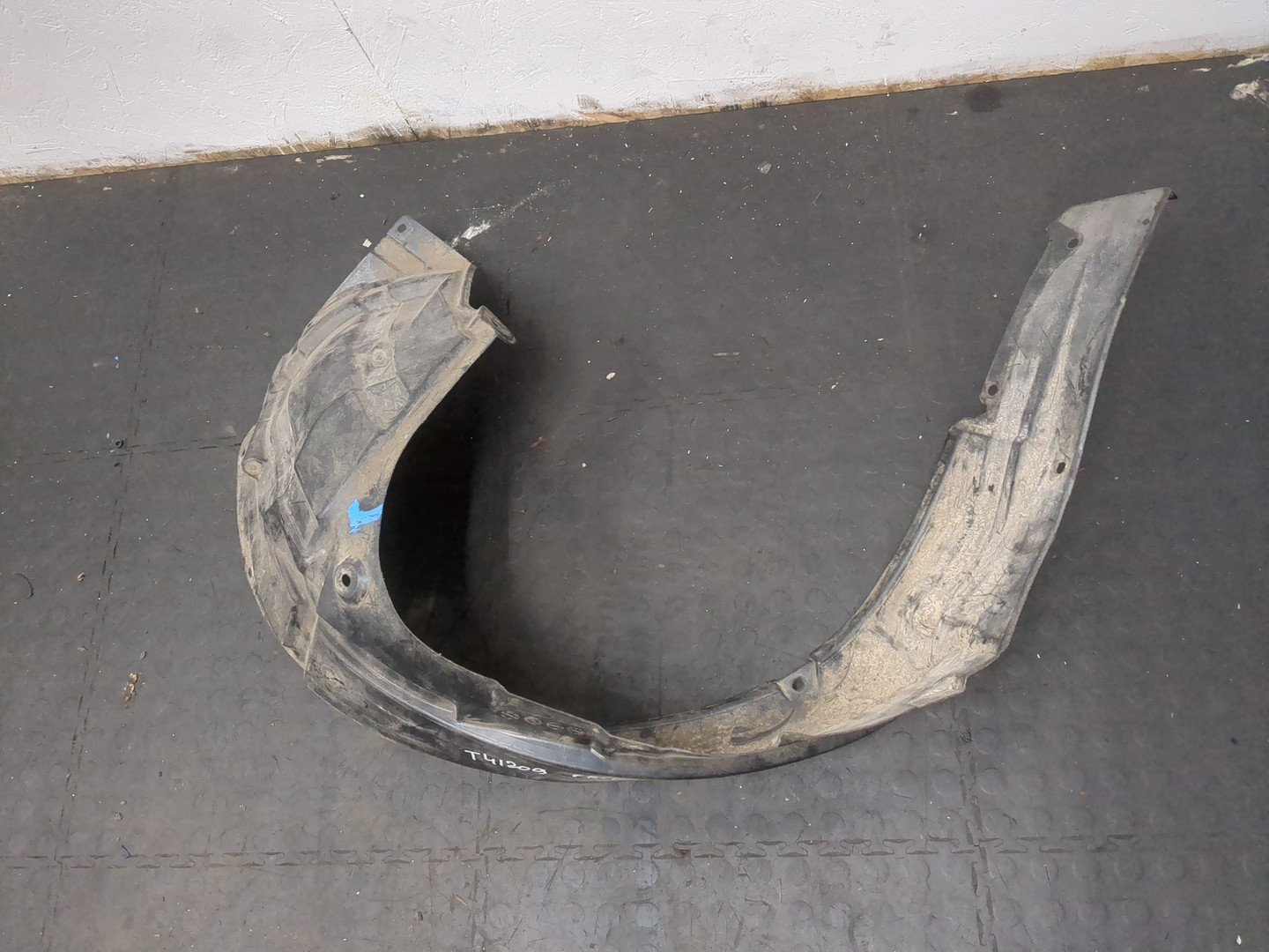 Локер передний левый