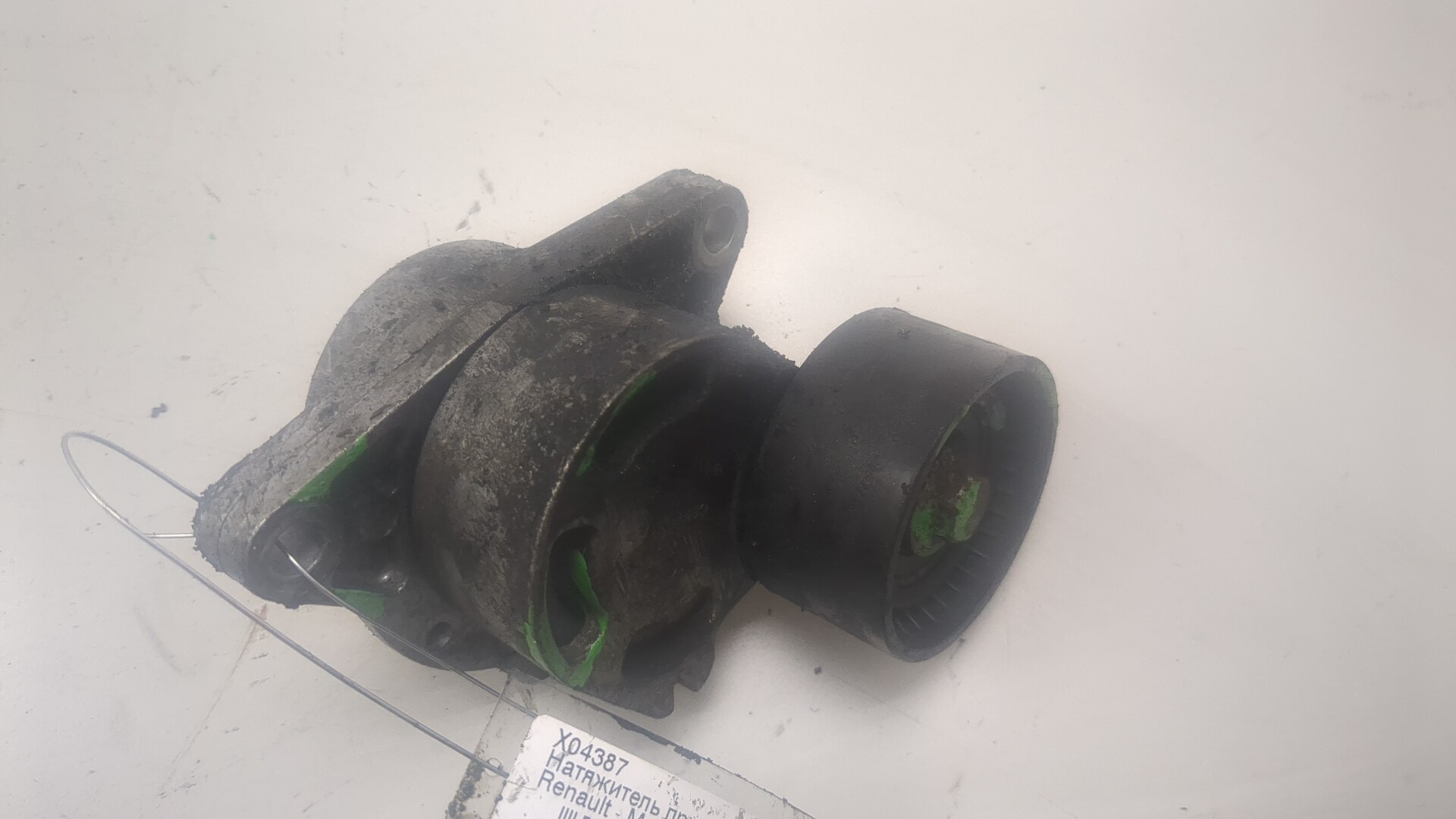 Натяжитель ремня