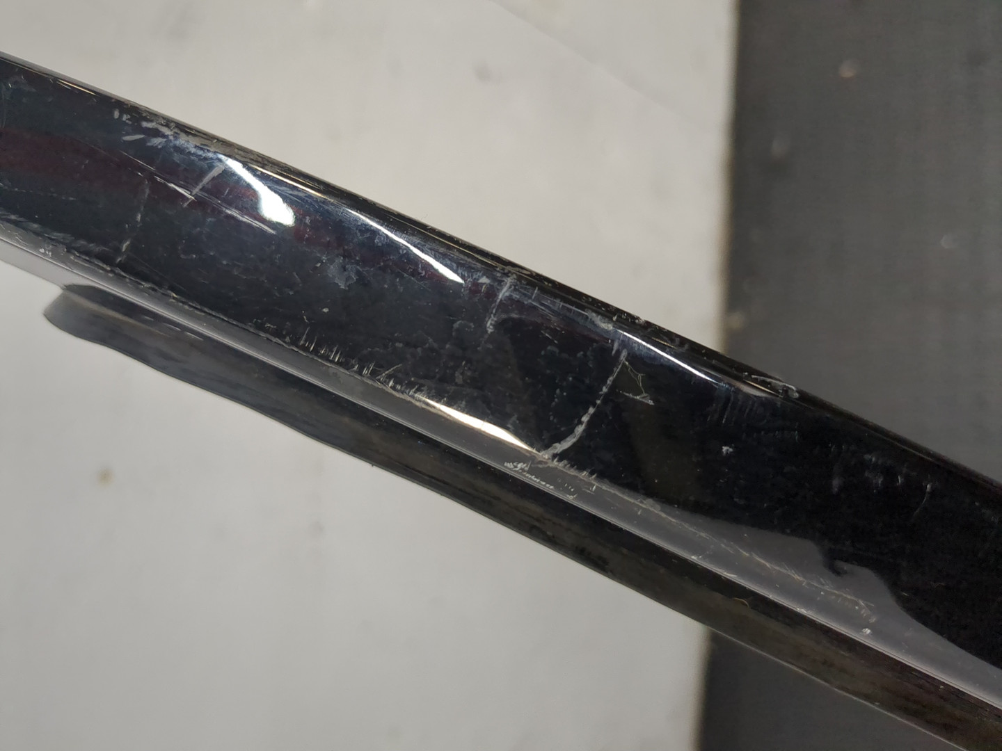 Рейлинг (релинг) левый (планка на крышу)