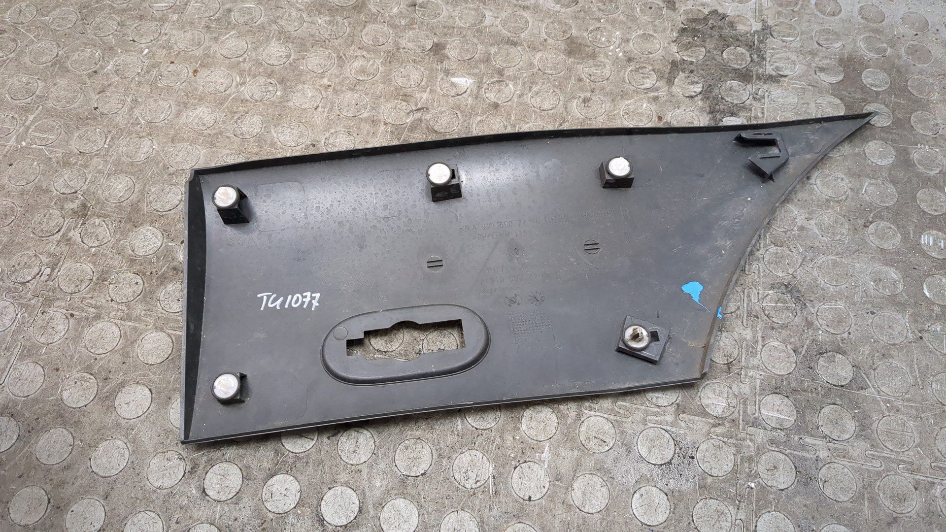 Накладка (кузов наружные)