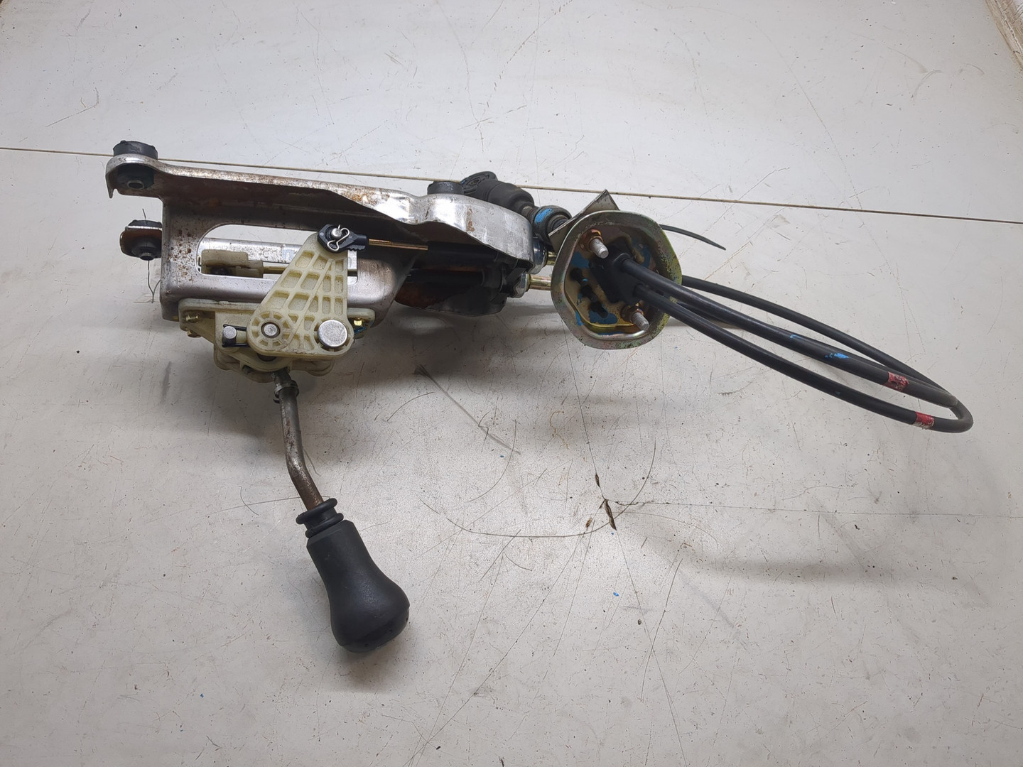 Кулиса МКПП / АКПП