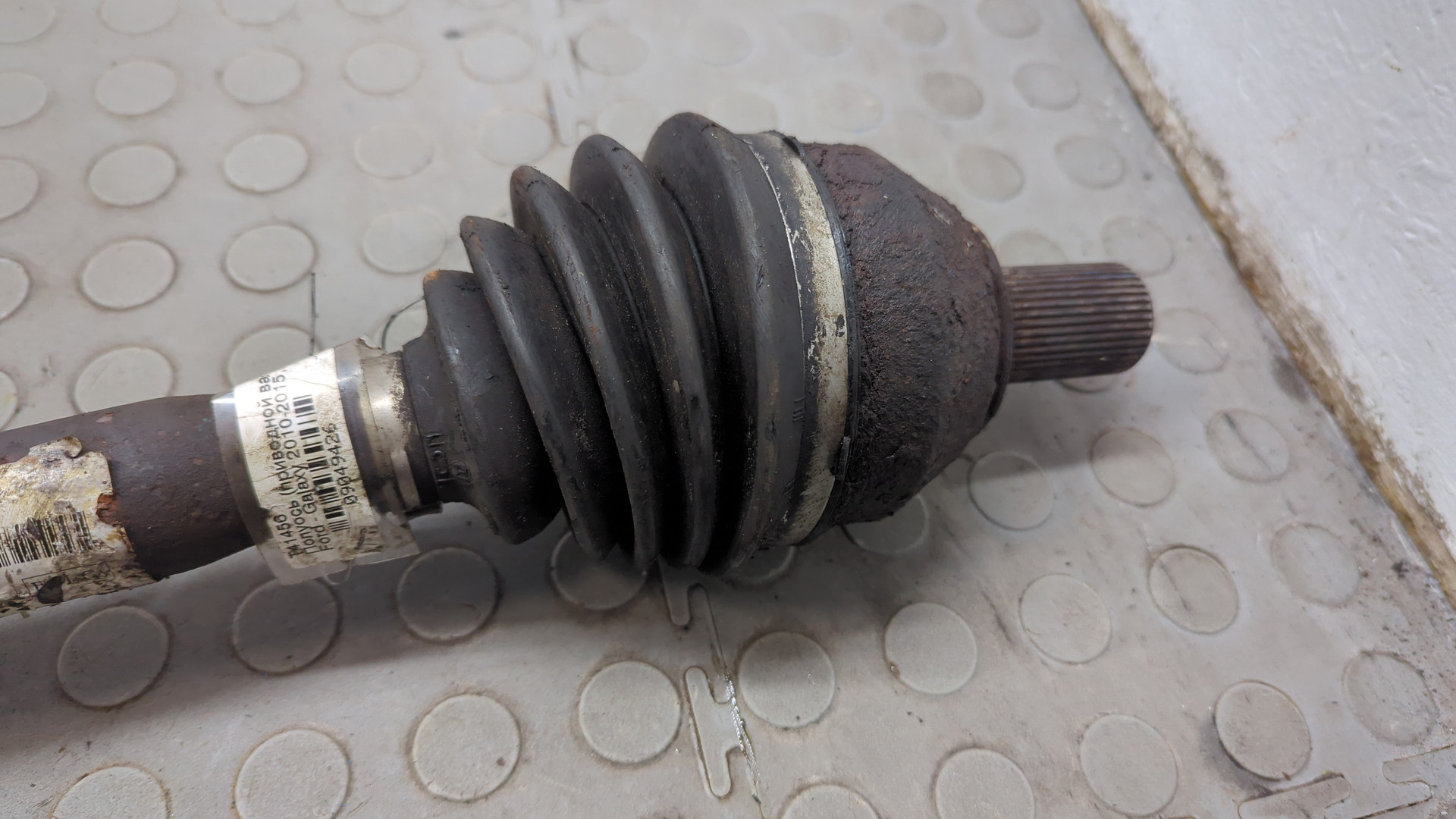 Полуось передняя правая