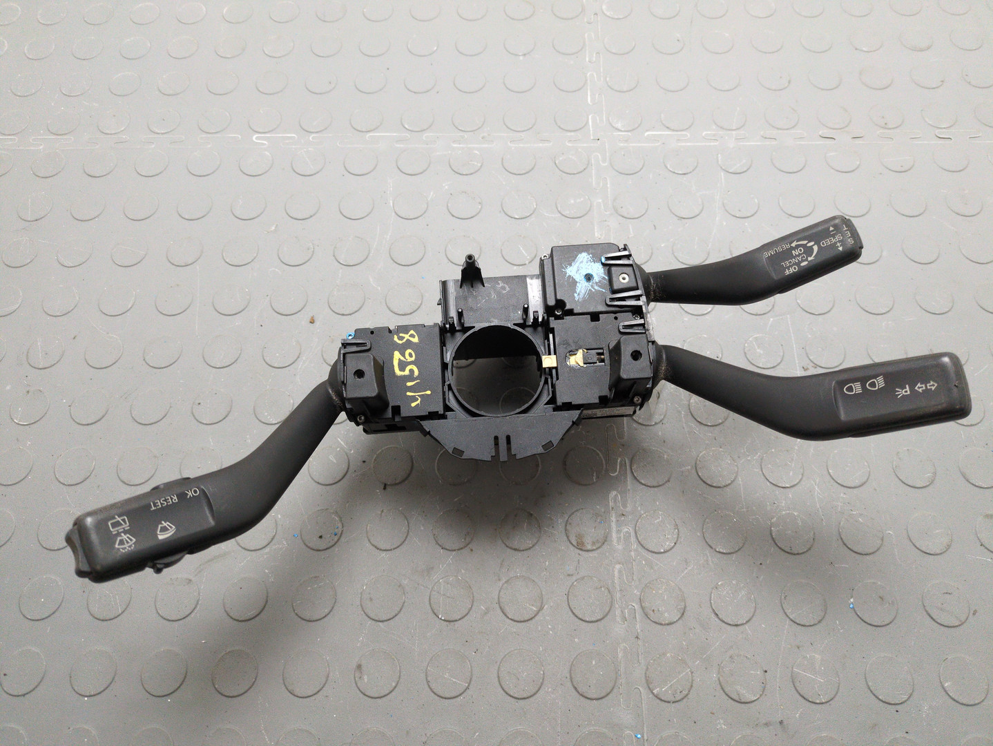 Переключатель подрулевой