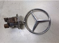  Эмблема Mercedes E W211 2002-2009 9064027 #1