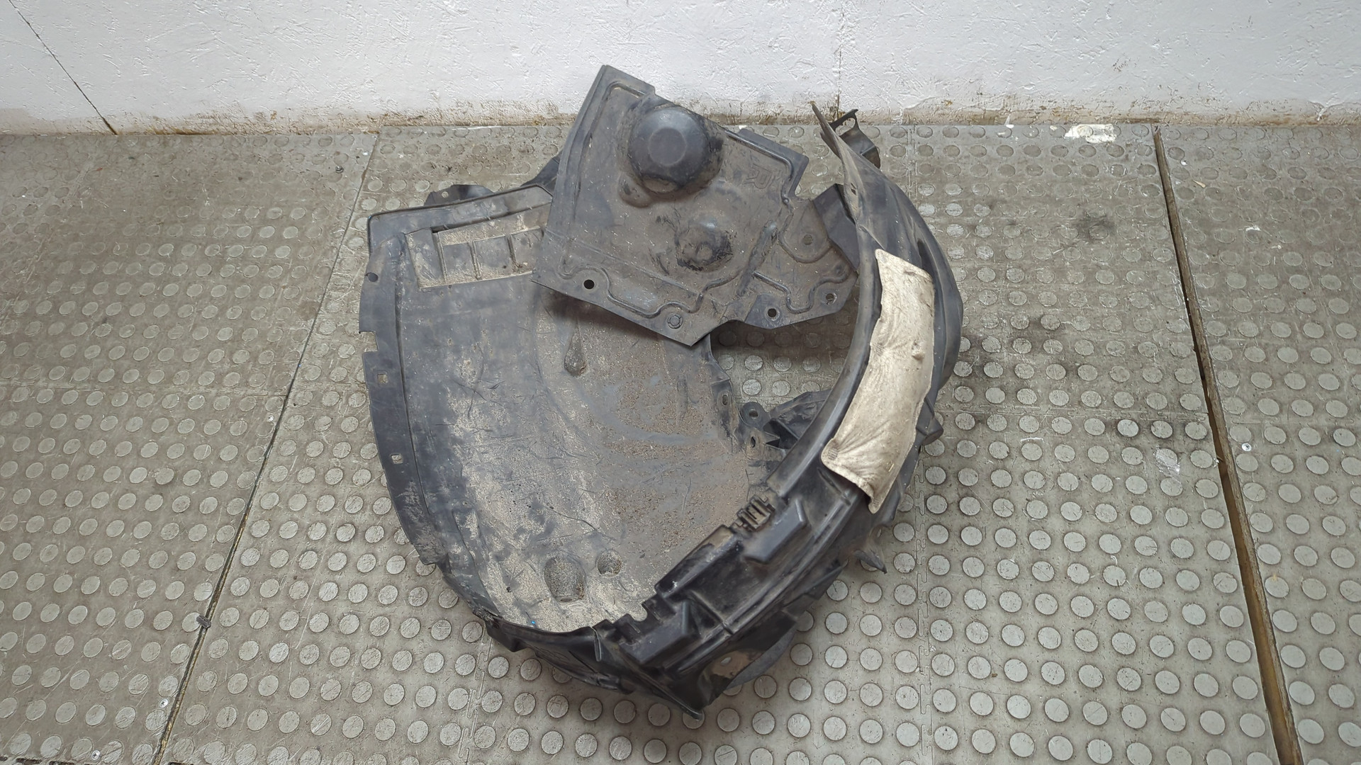 Локер передний правый