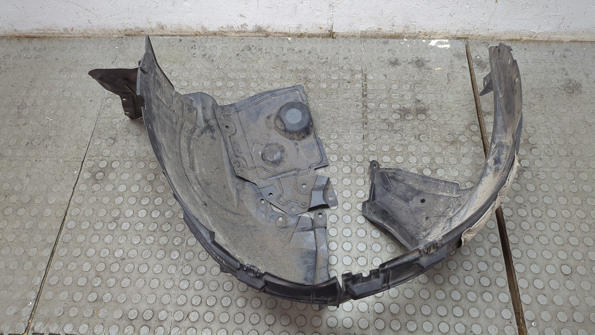 Локер передний правый