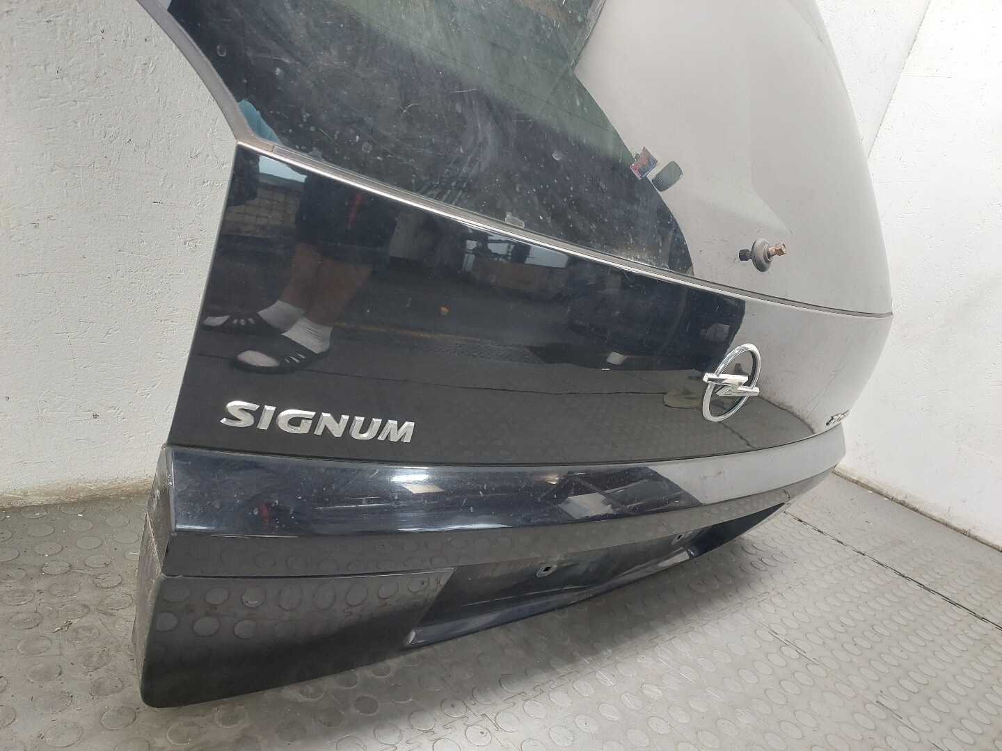 Моторчик стеклоочистителя задний для Signum 2003-2008