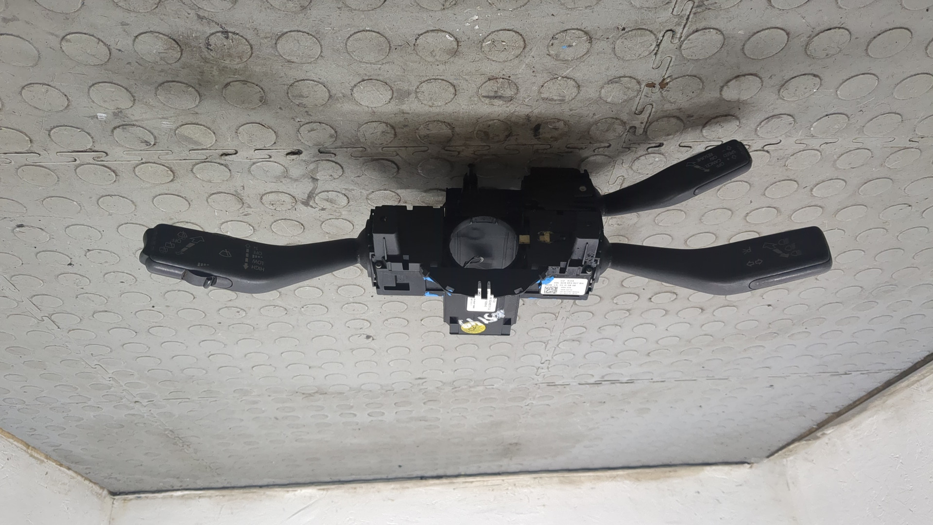 Переключатель подрулевой