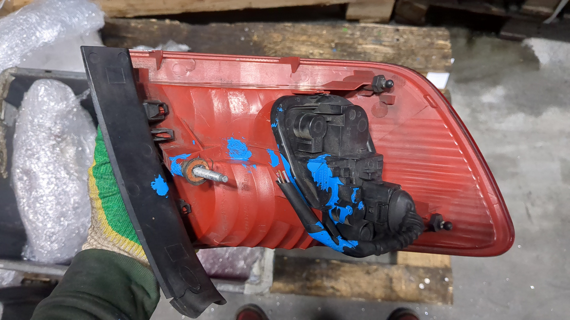 Фонарь задний правый