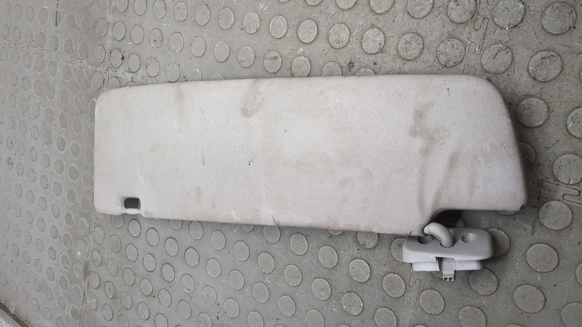 Козырек солнцезащитный