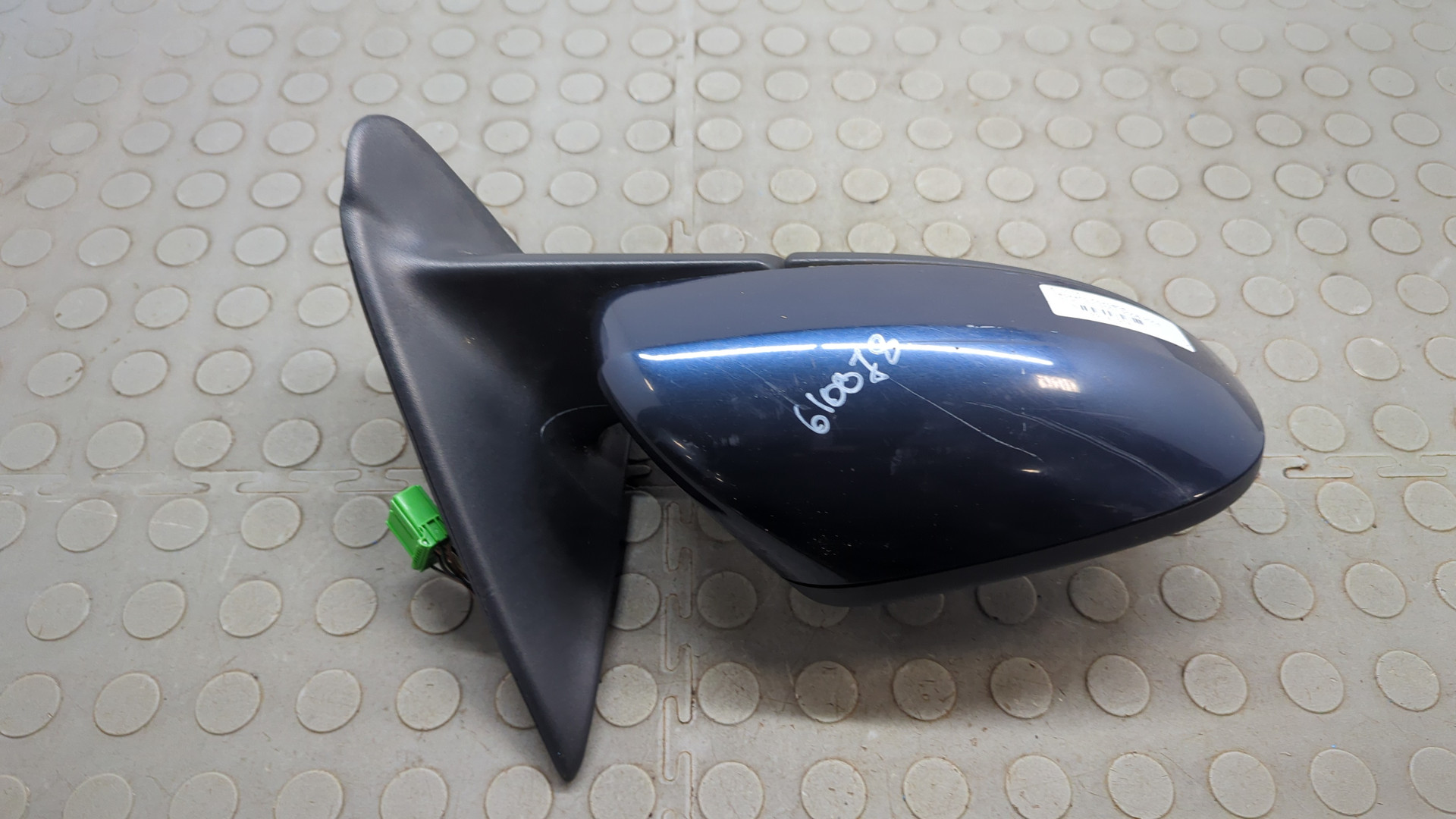 Зеркало правое электрическое