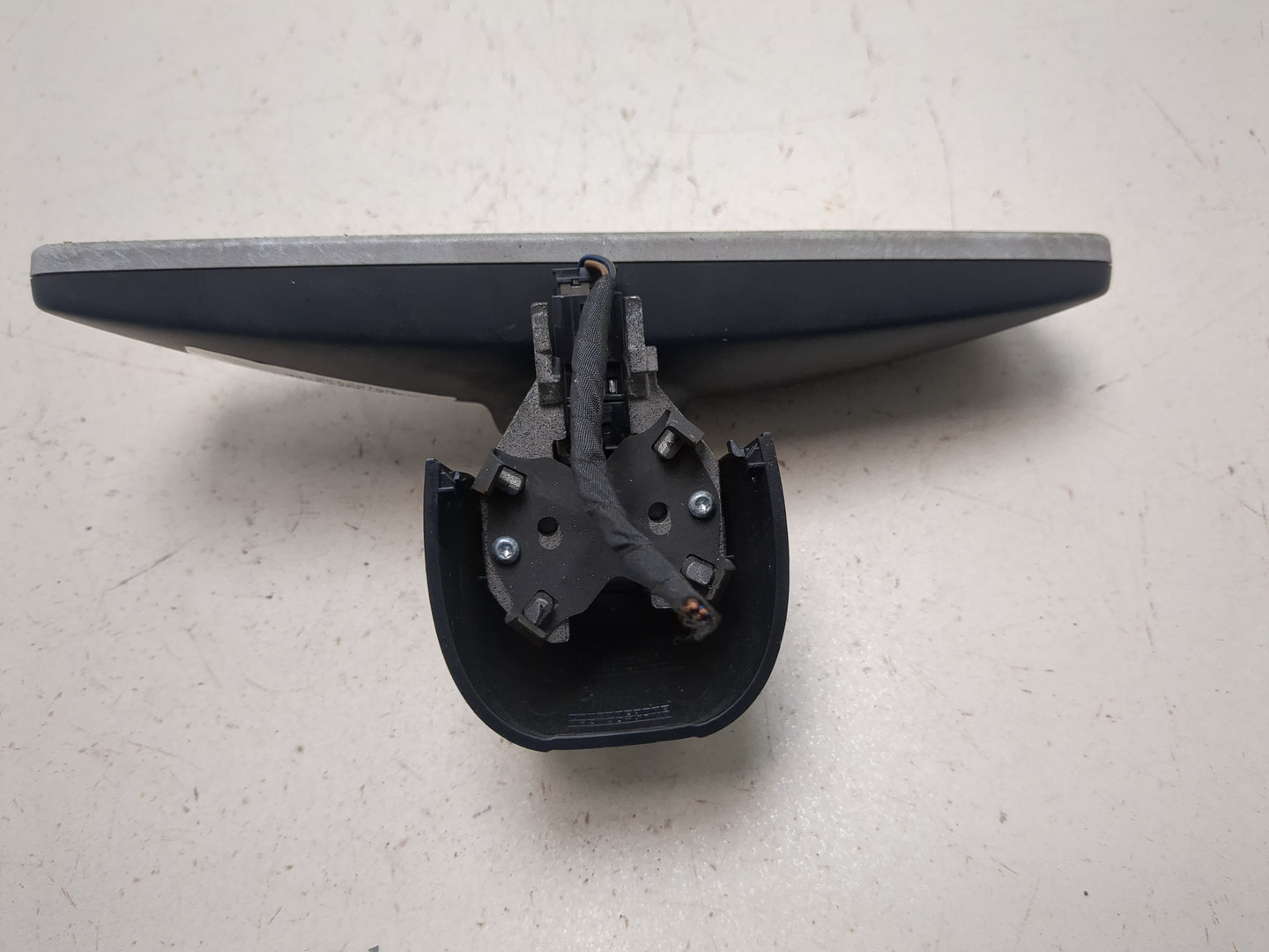 Зеркало заднего вида