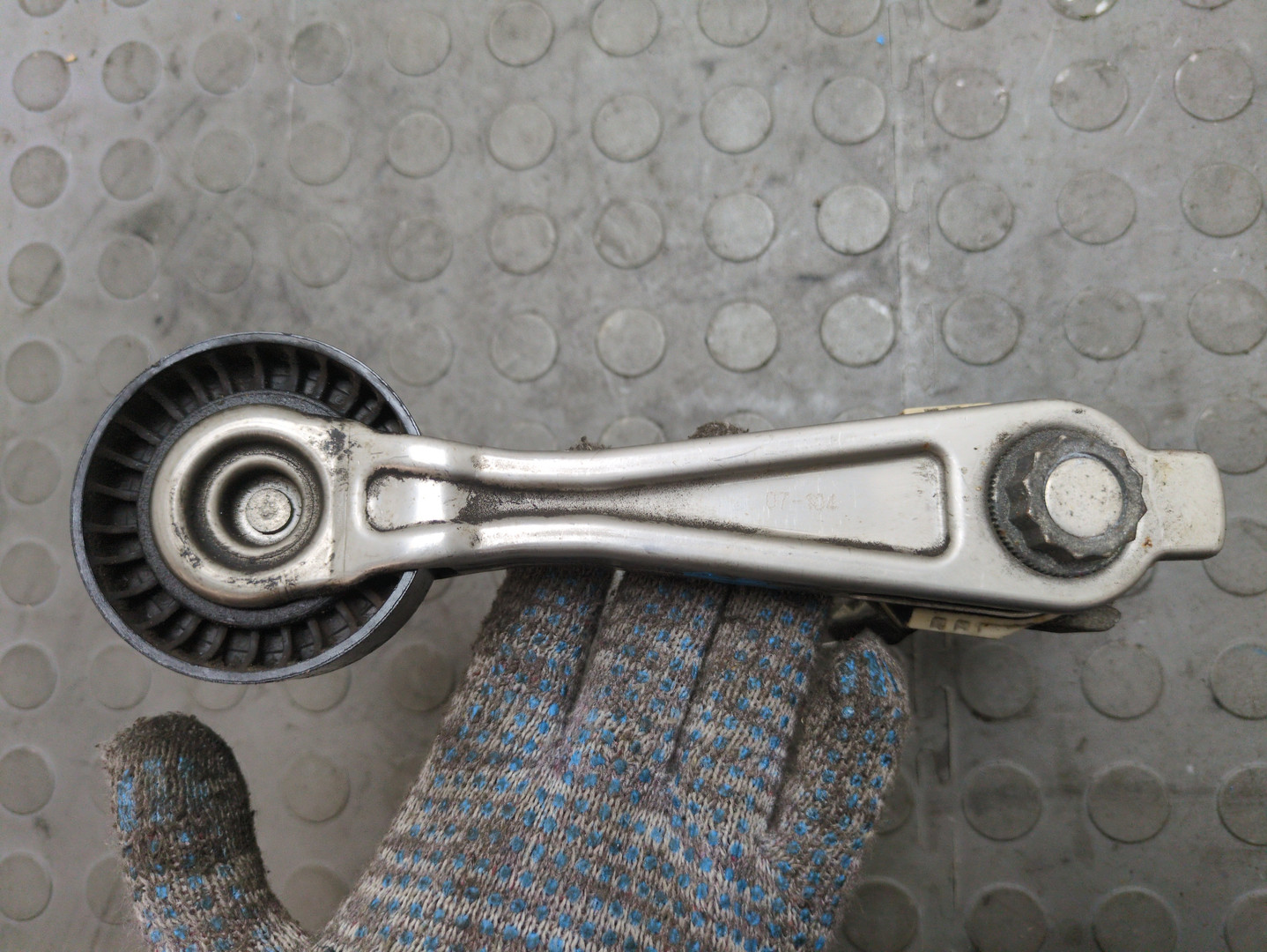 Натяжитель ремня