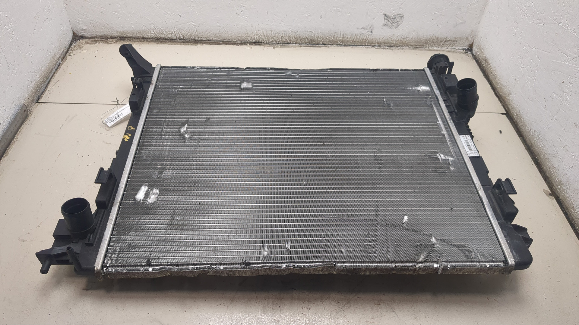 Радиатор охлаждения двигателя основной