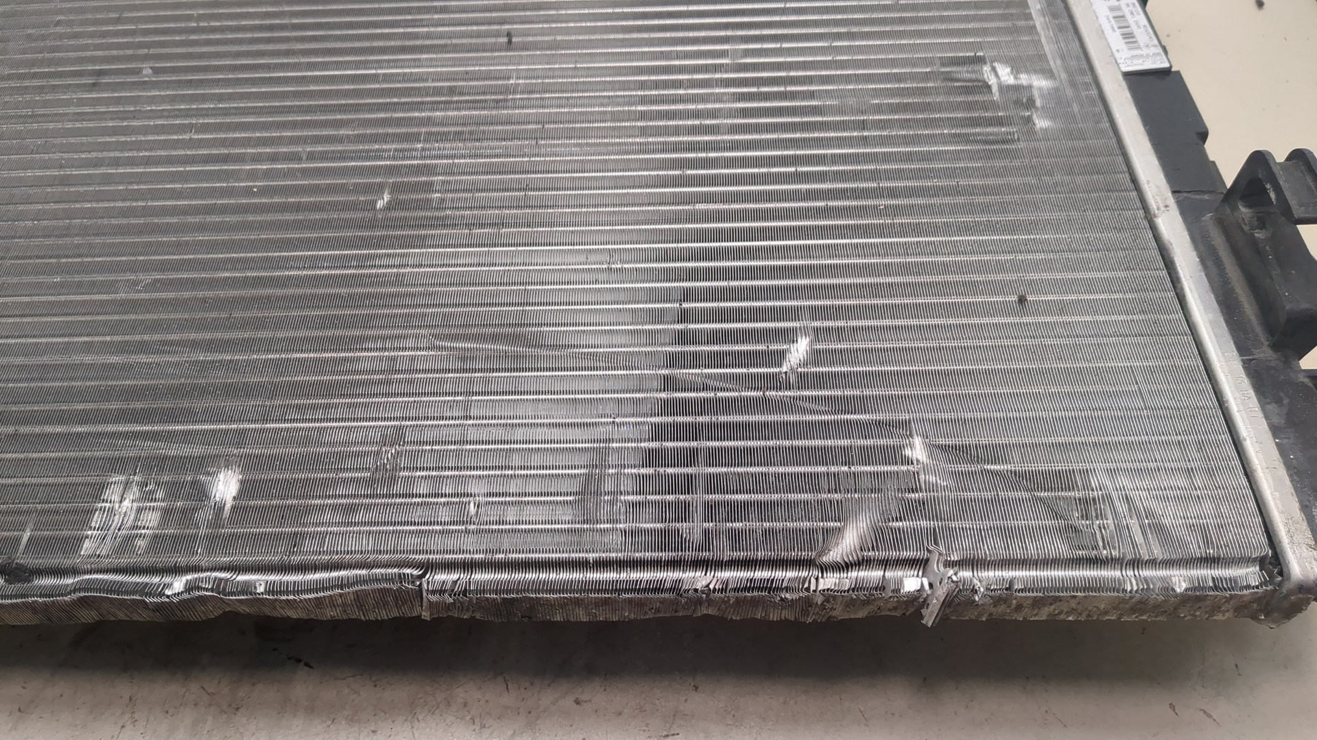 Радиатор охлаждения двигателя основной