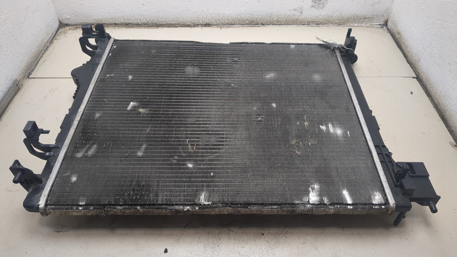 Радиатор охлаждения двигателя основной