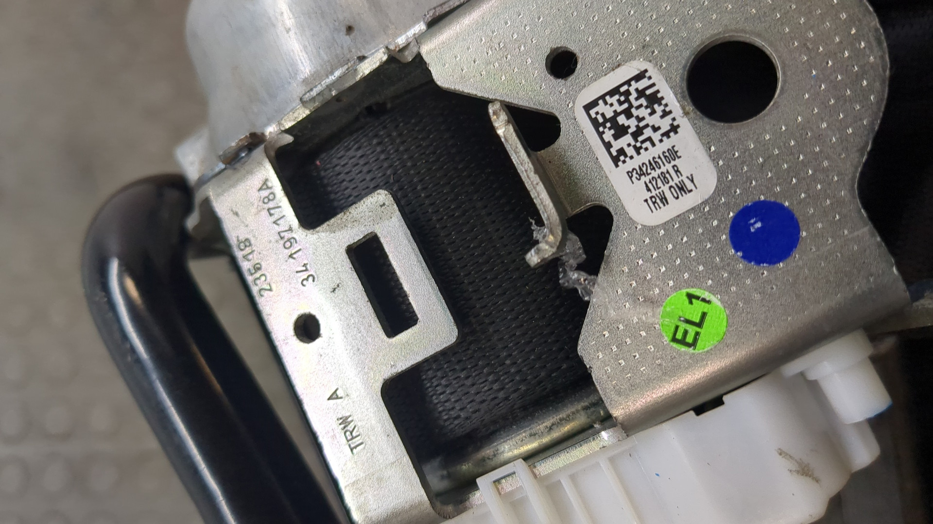 Ремень безопасности