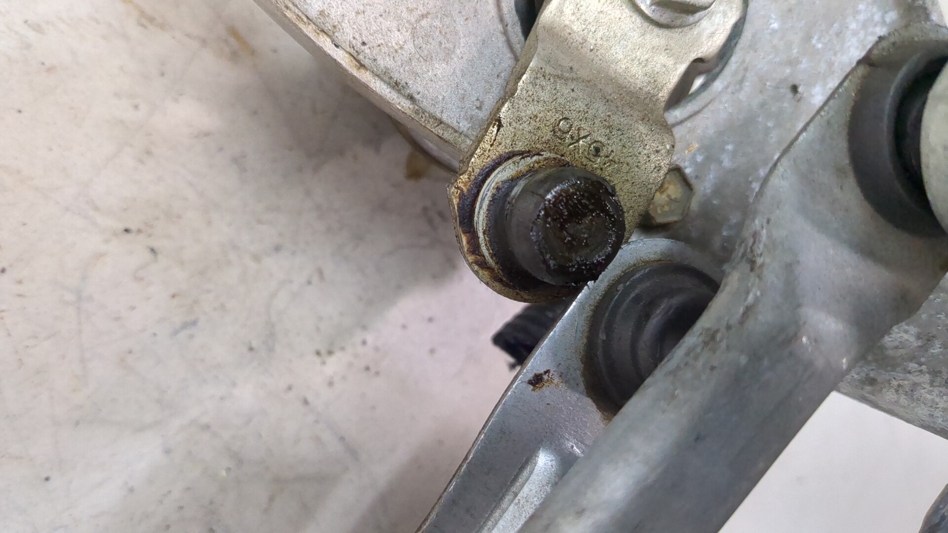 Трапеция стеклоочистителей