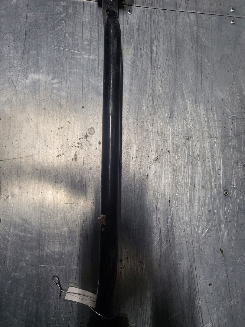 Стабилизатор передний