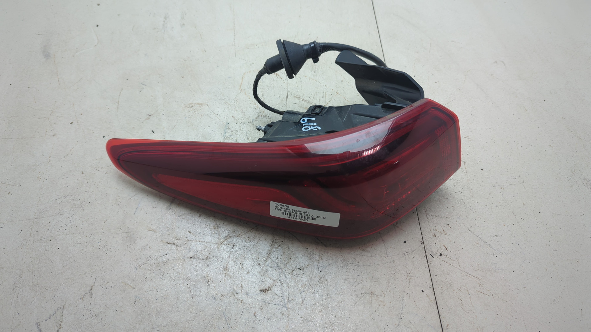 Фонарь задний левый