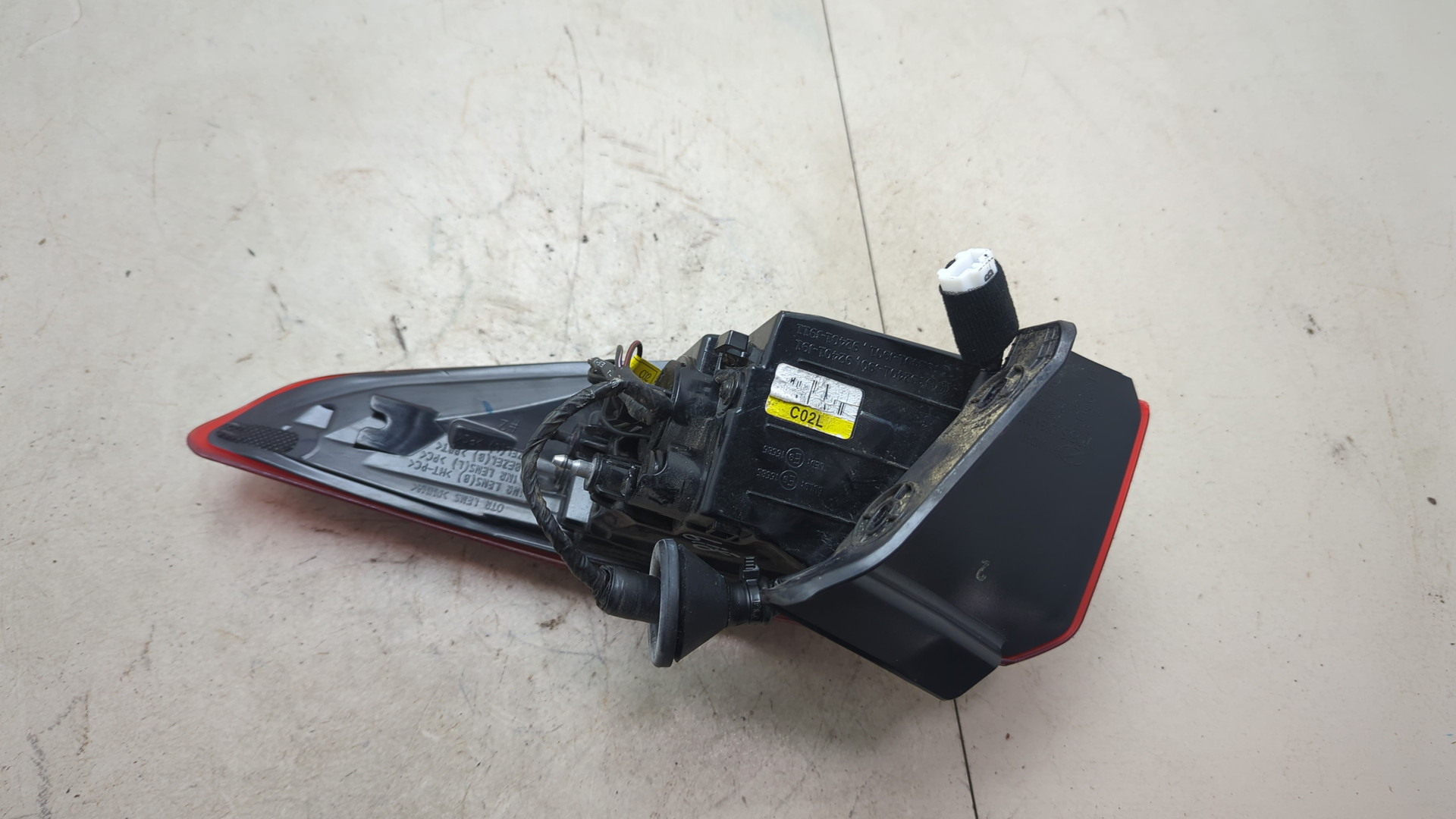 Фонарь задний левый