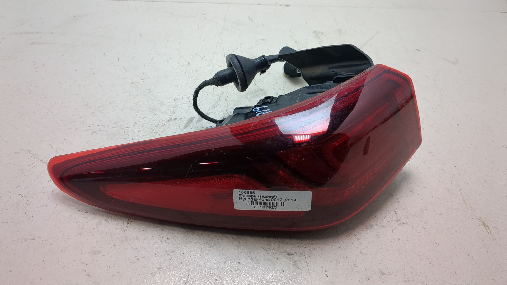 Фонарь задний левый