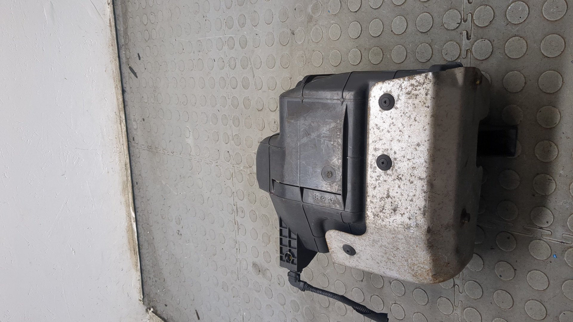 Абсорбер (фильтр угольный)