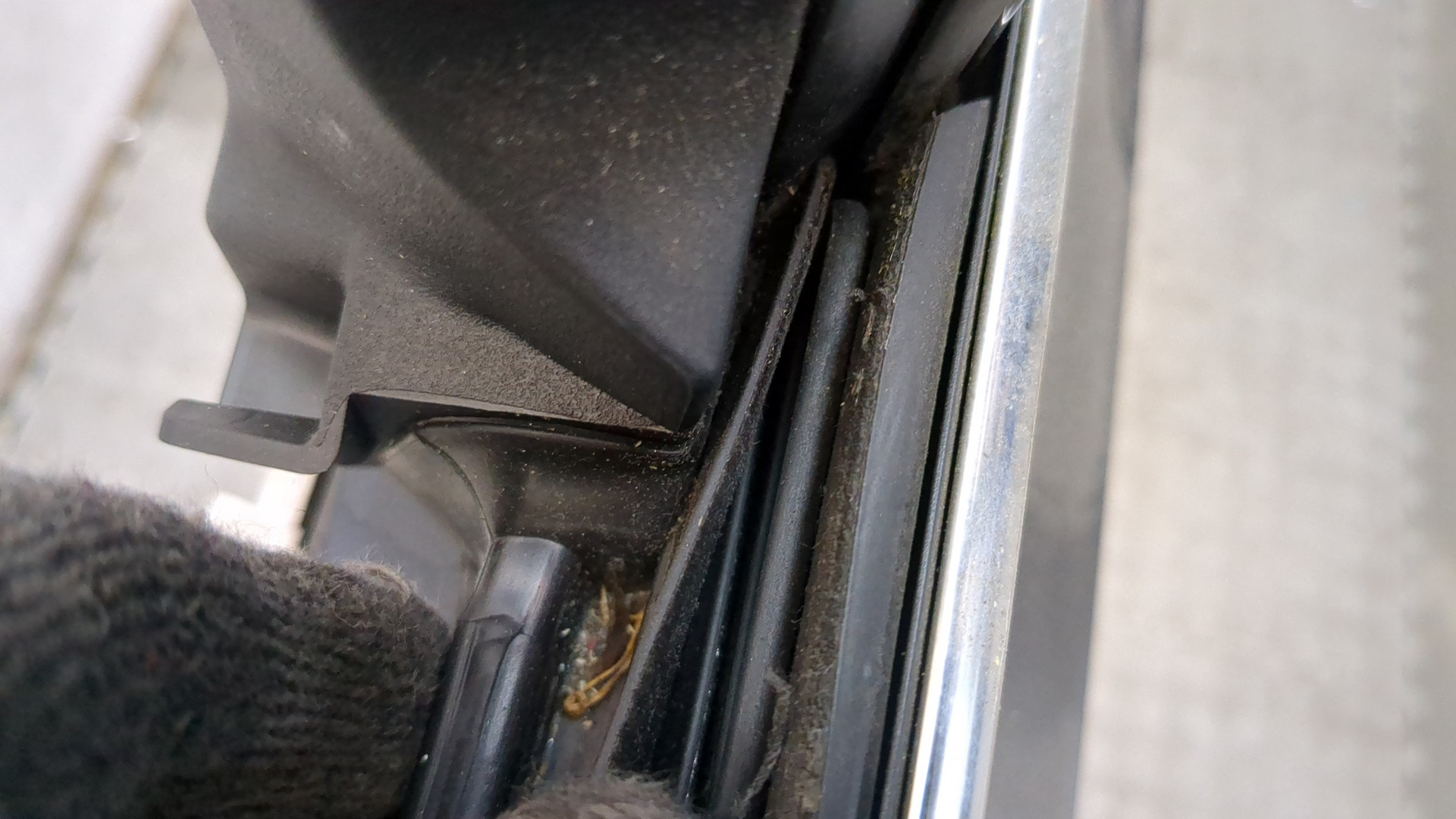 Дверь задняя правая