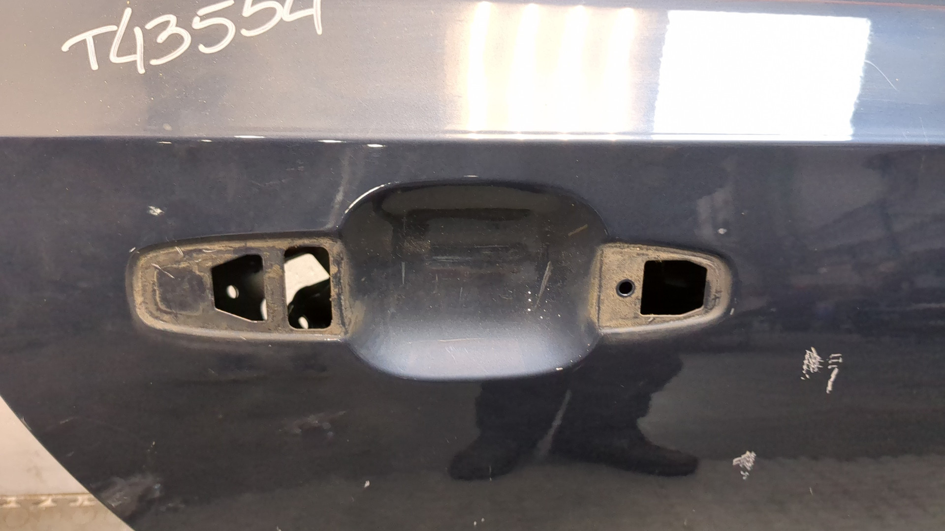 Дверь задняя правая