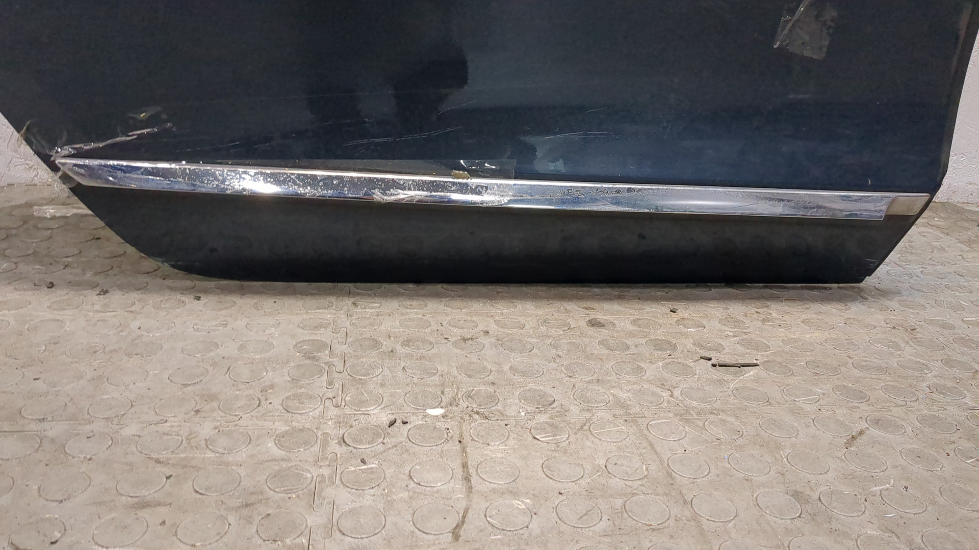 Дверь задняя правая