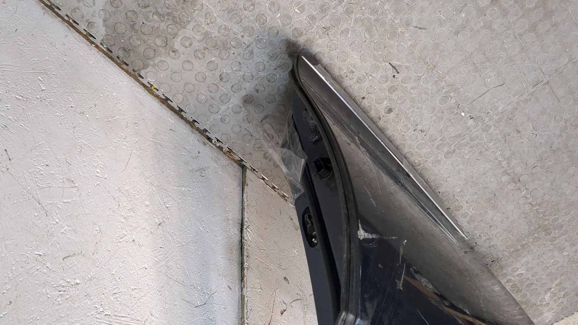 Дверь задняя правая