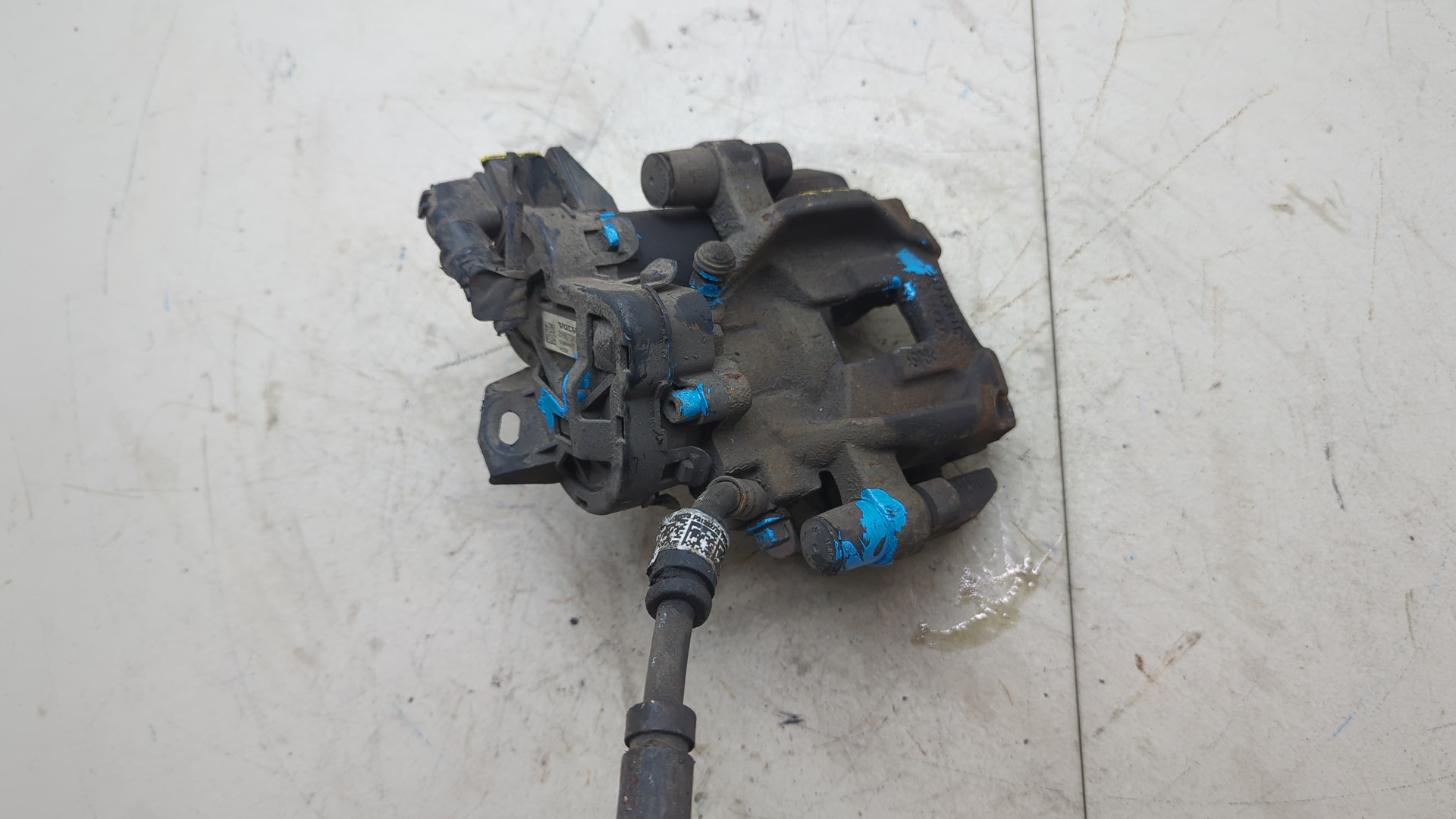 Суппорт задний левый