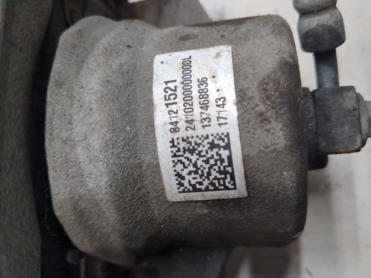 Суппорт передний левый