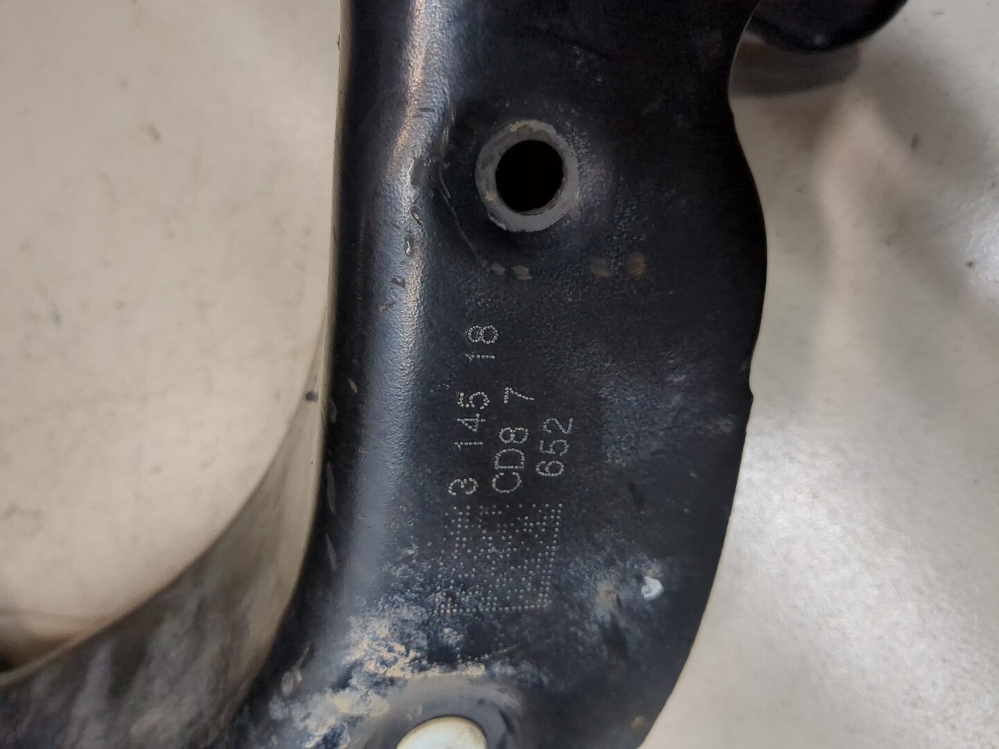 Кулак поворотный задний правый