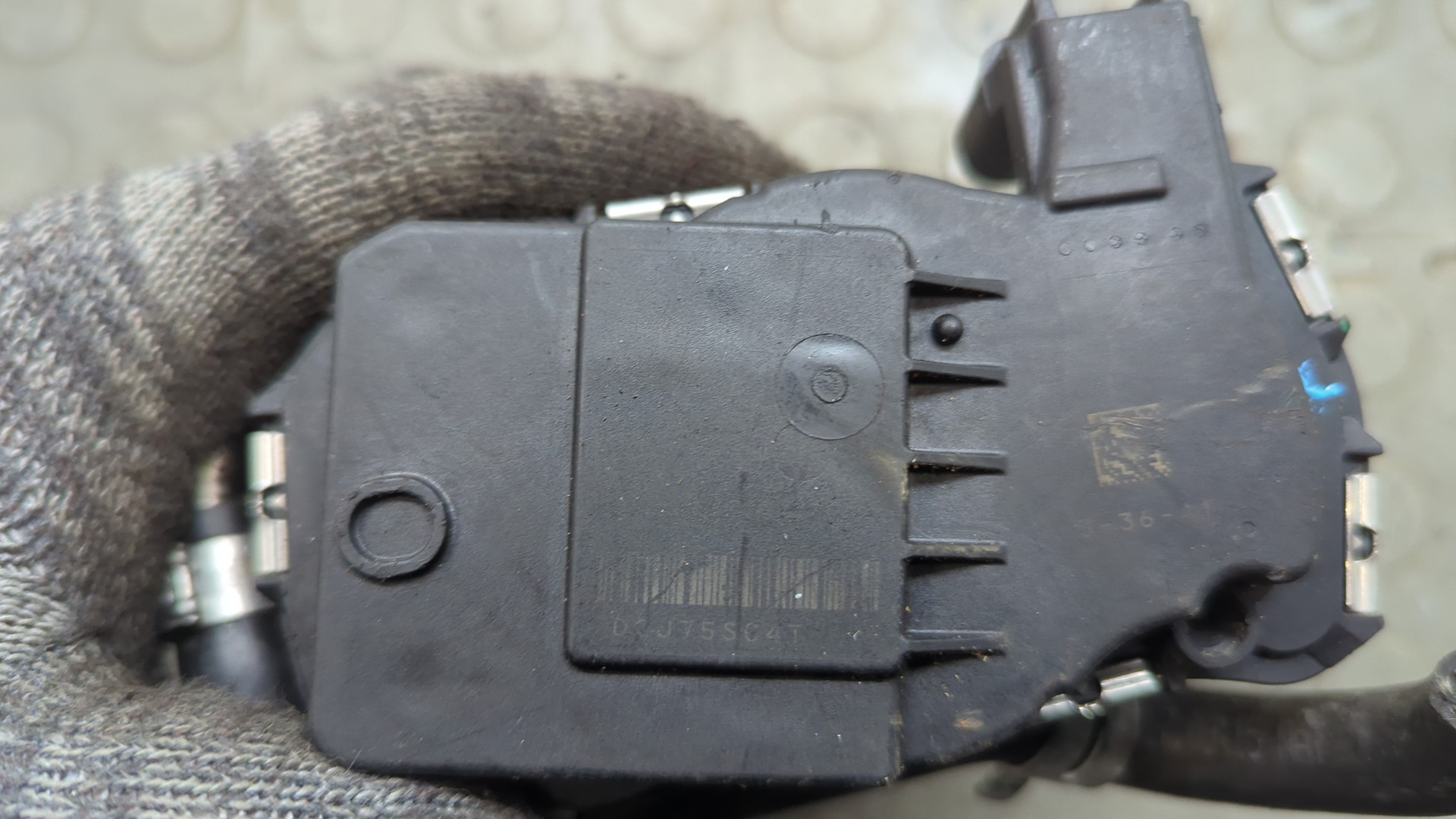 Заслонка дроссельная электрическая