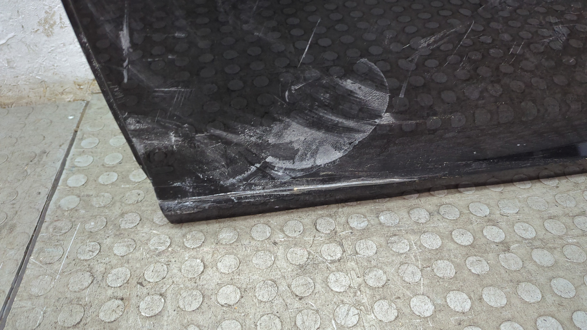 Дверь задняя левая