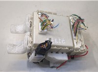 8273047170 Блок предохранителей Toyota Prius 2003-2009 9224820 #2