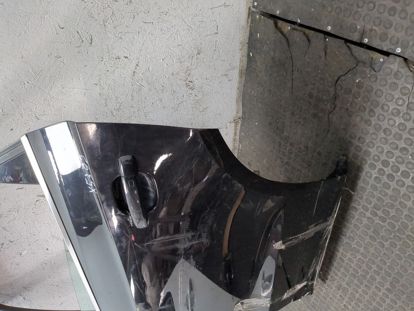 Дверь задняя левая