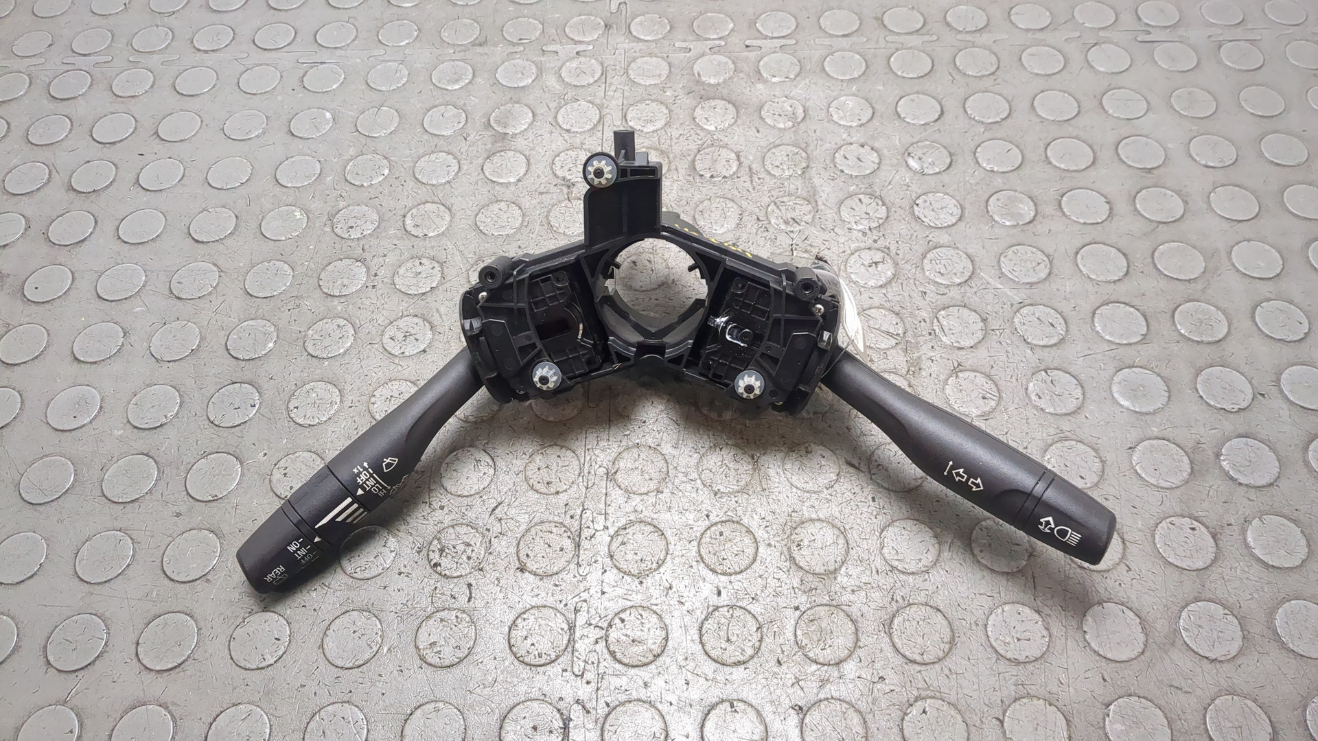 Переключатель подрулевой