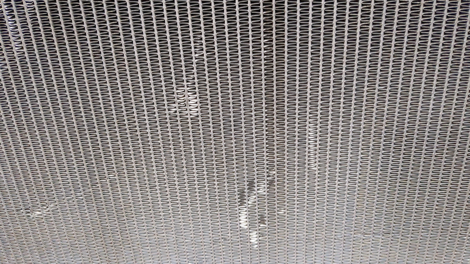 Радиатор охлаждения двигателя основной