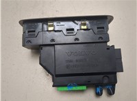 31334464 Кнопка стеклоподъемника (блок кнопок) Volvo V70 2001-2008 9234288 #3
