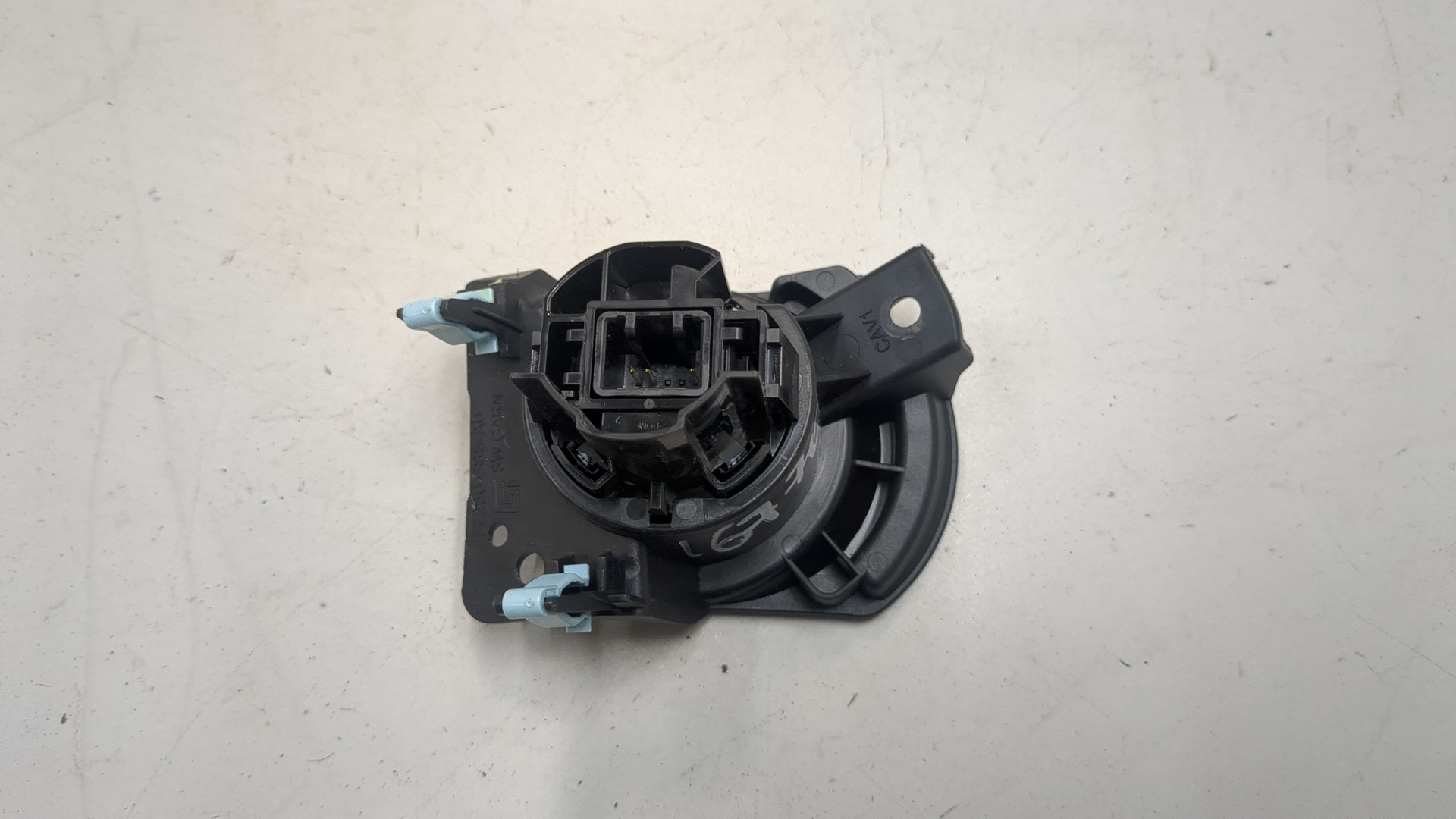 Кнопка запуска двигателя